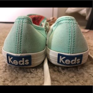 Women's keds size 7.5 canvas in Sea foam/mint